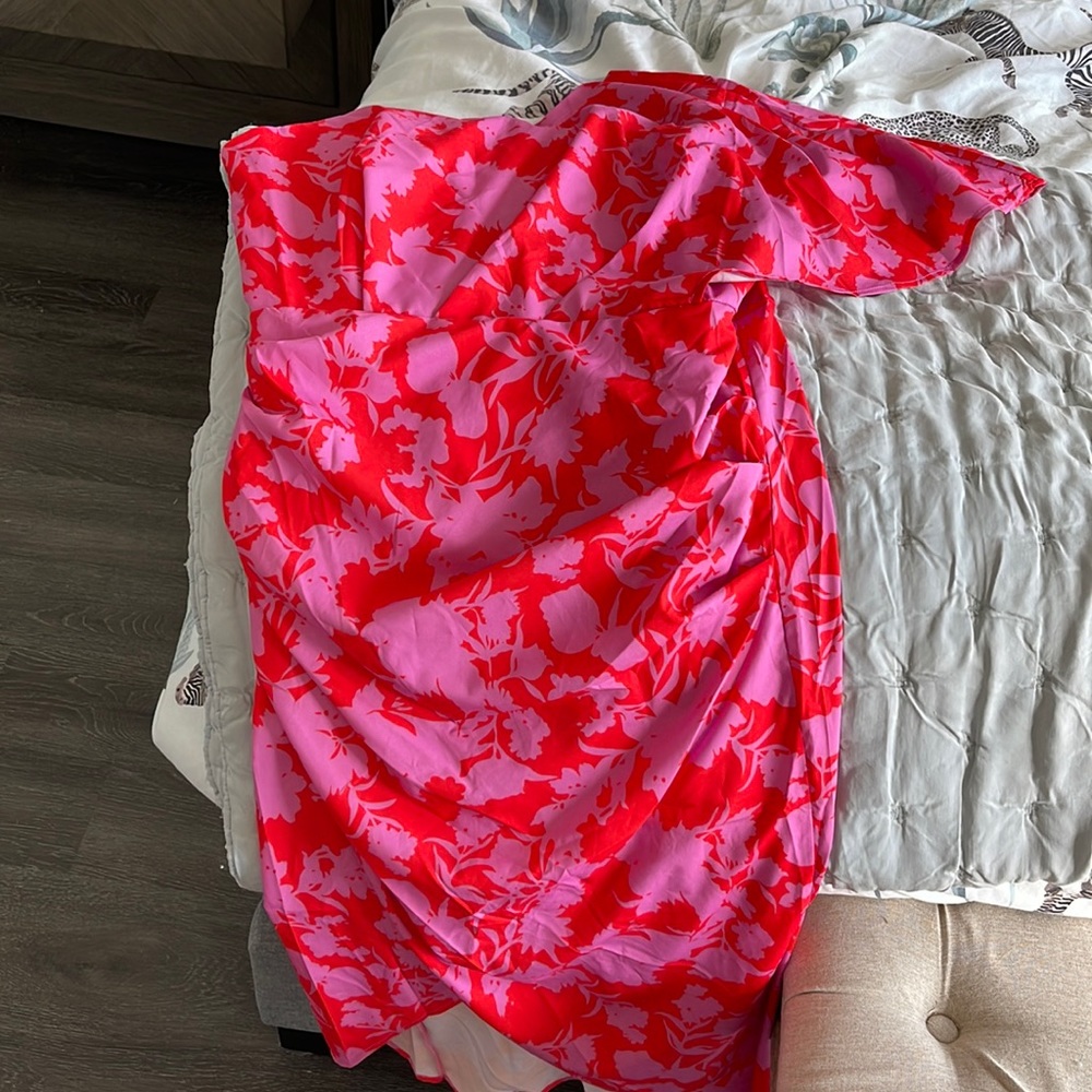 One shoulder pink tropical dress with side split.  Size XL